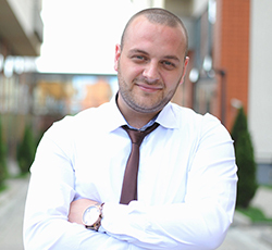 em manutenção's Image